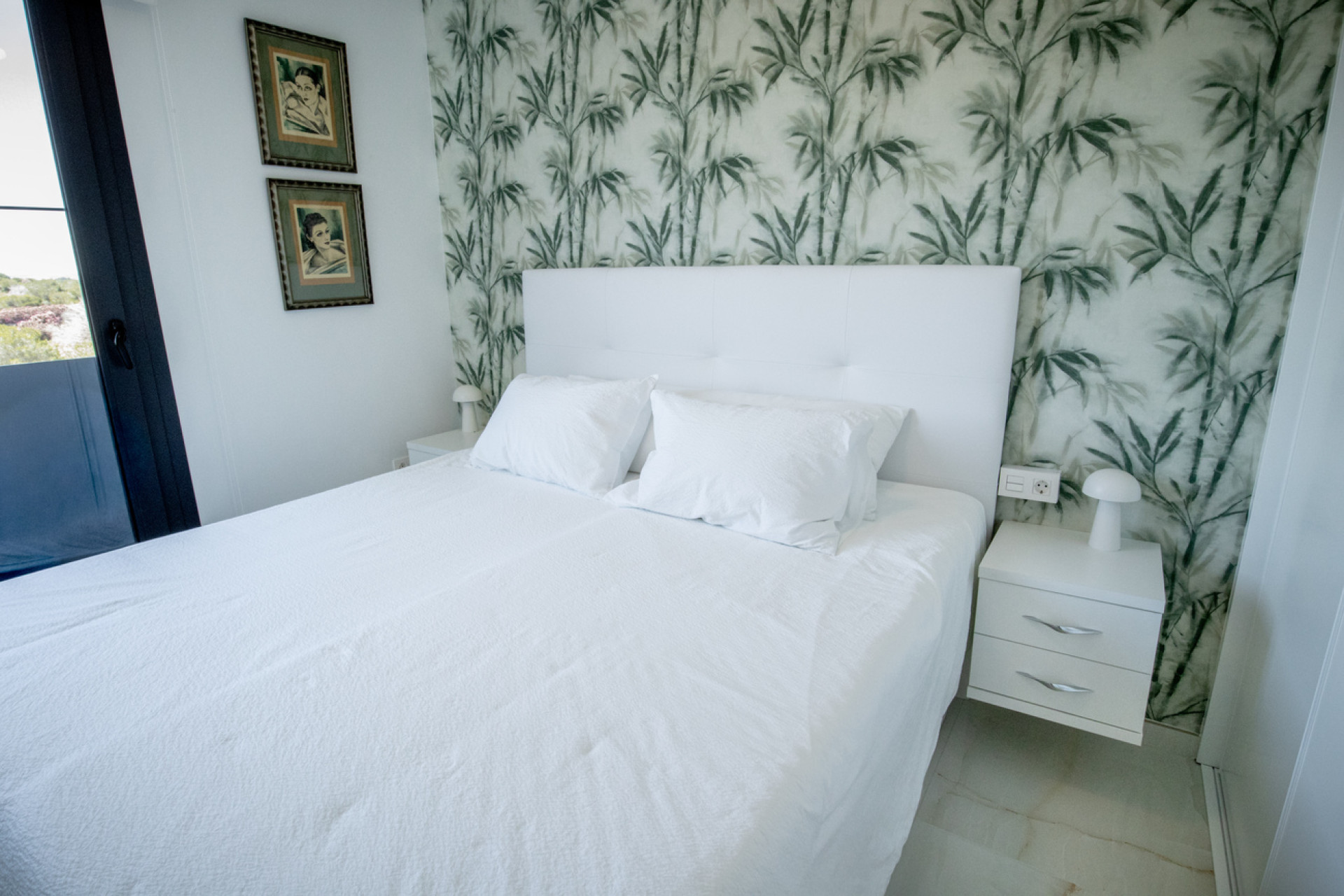 Revente - Penthouse -
Torrevieja - AMANECER