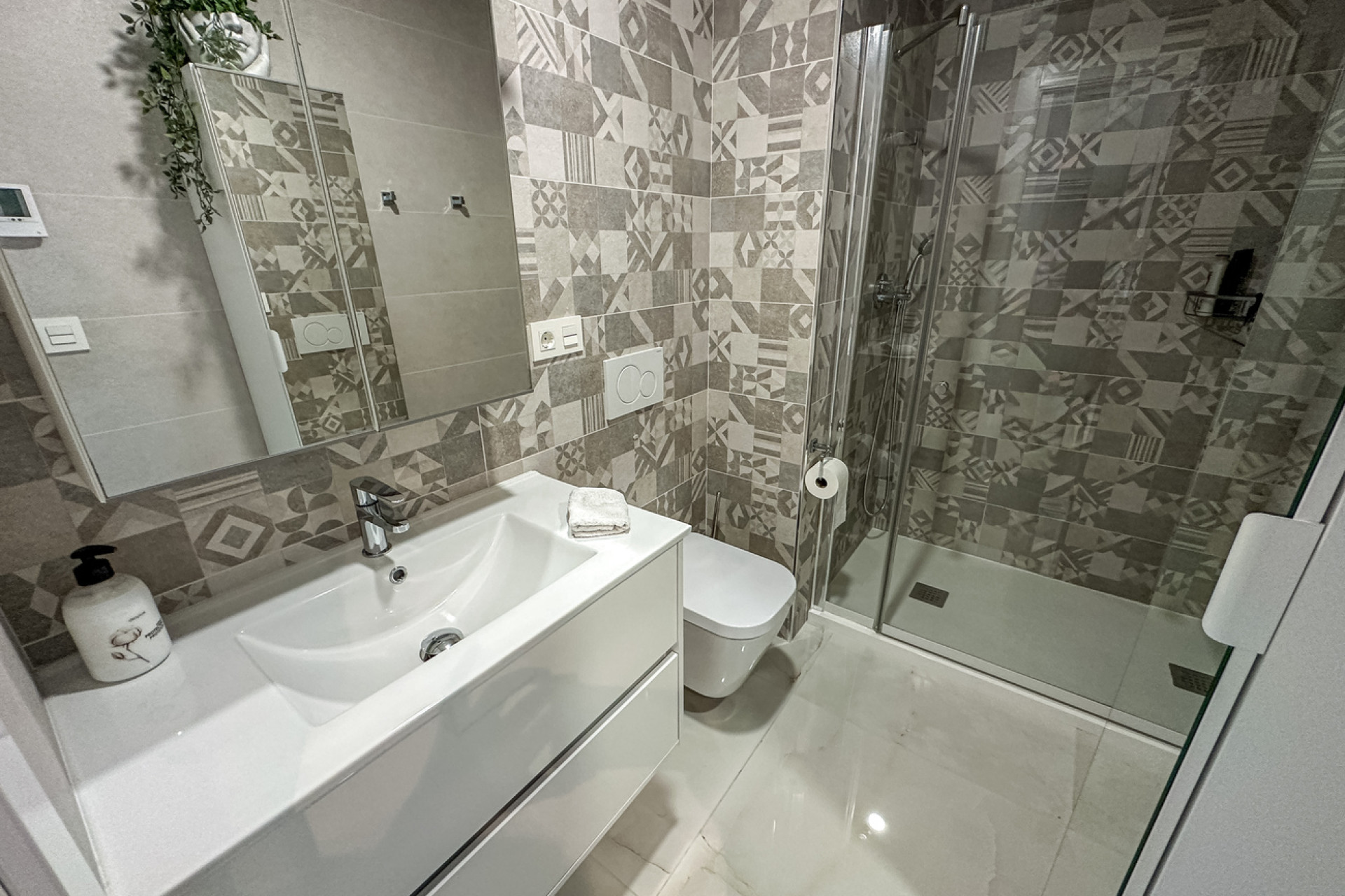 Revente - Penthouse -
Torrevieja - AMANECER