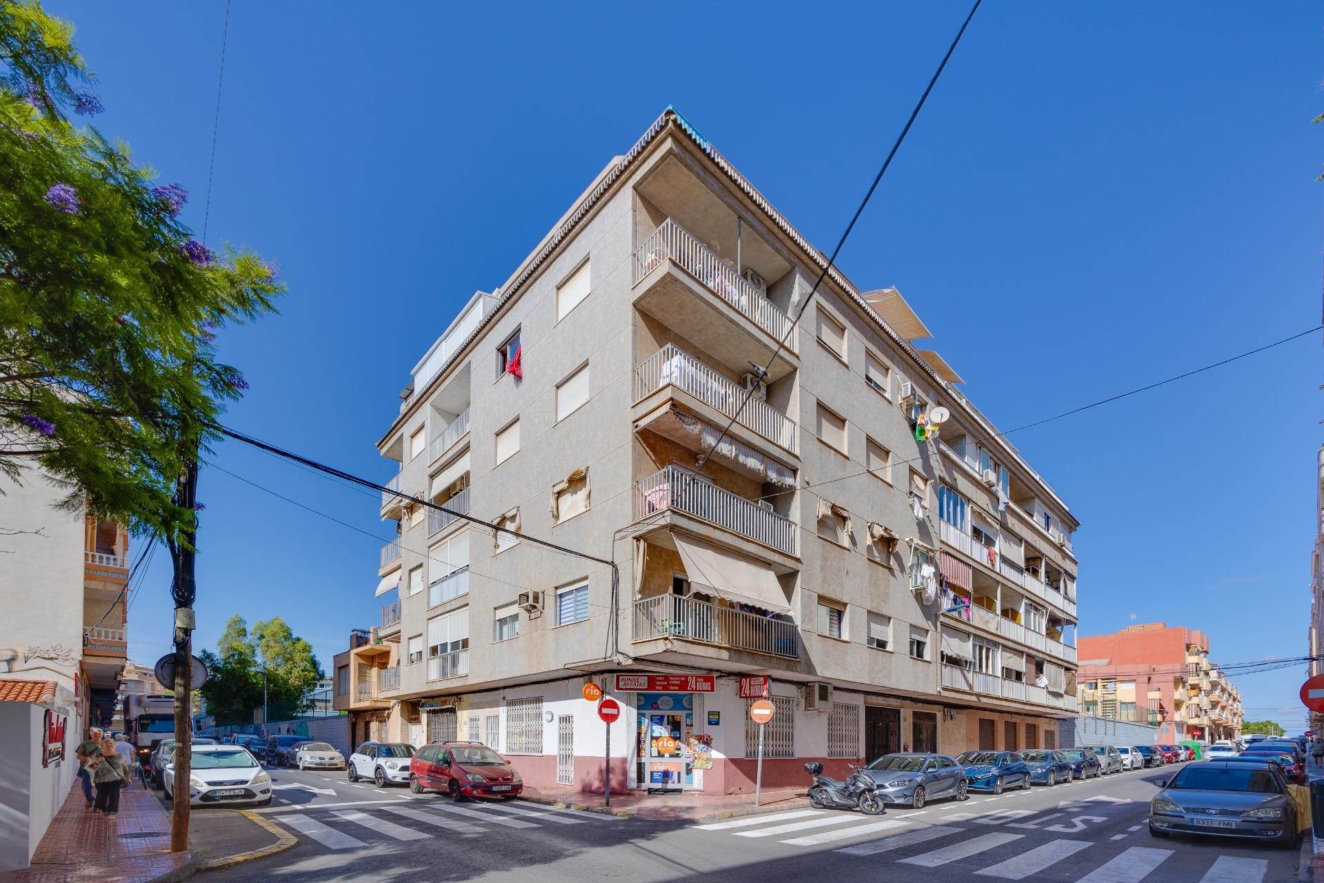 Revente - Penthouse -
Torrevieja - Centro