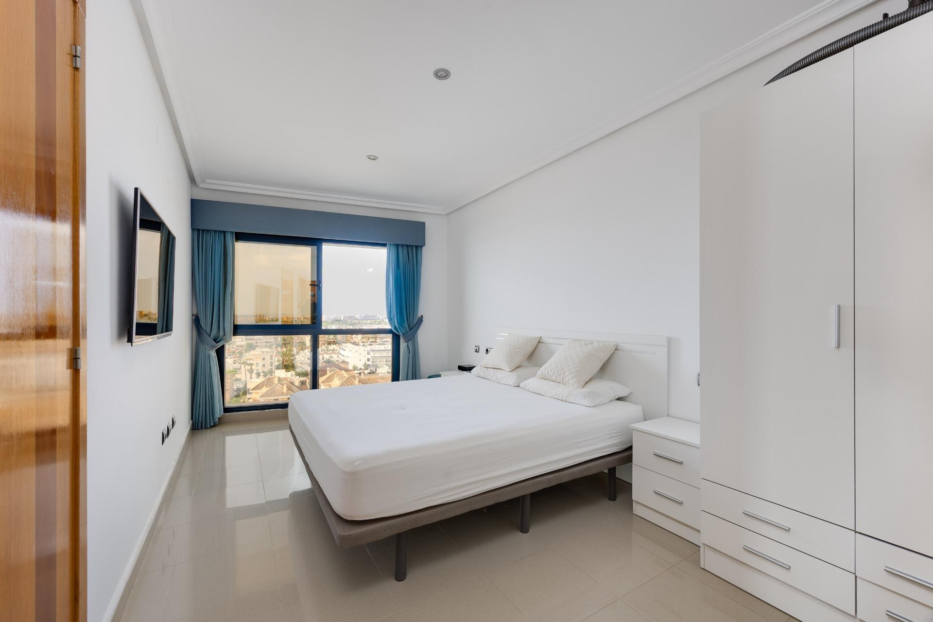Revente - Penthouse -
Torrevieja - La Veleta