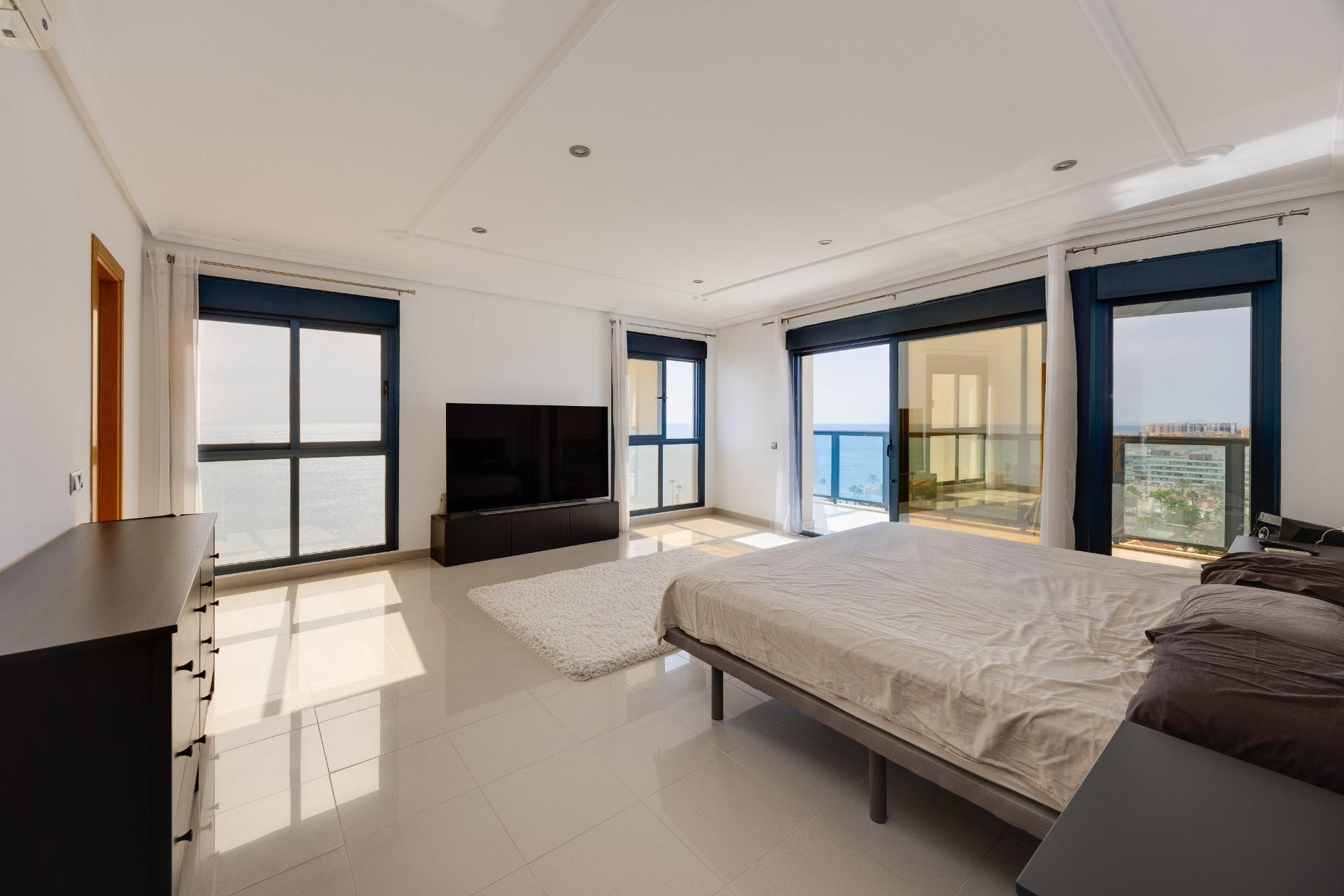 Revente - Penthouse -
Torrevieja - La Veleta