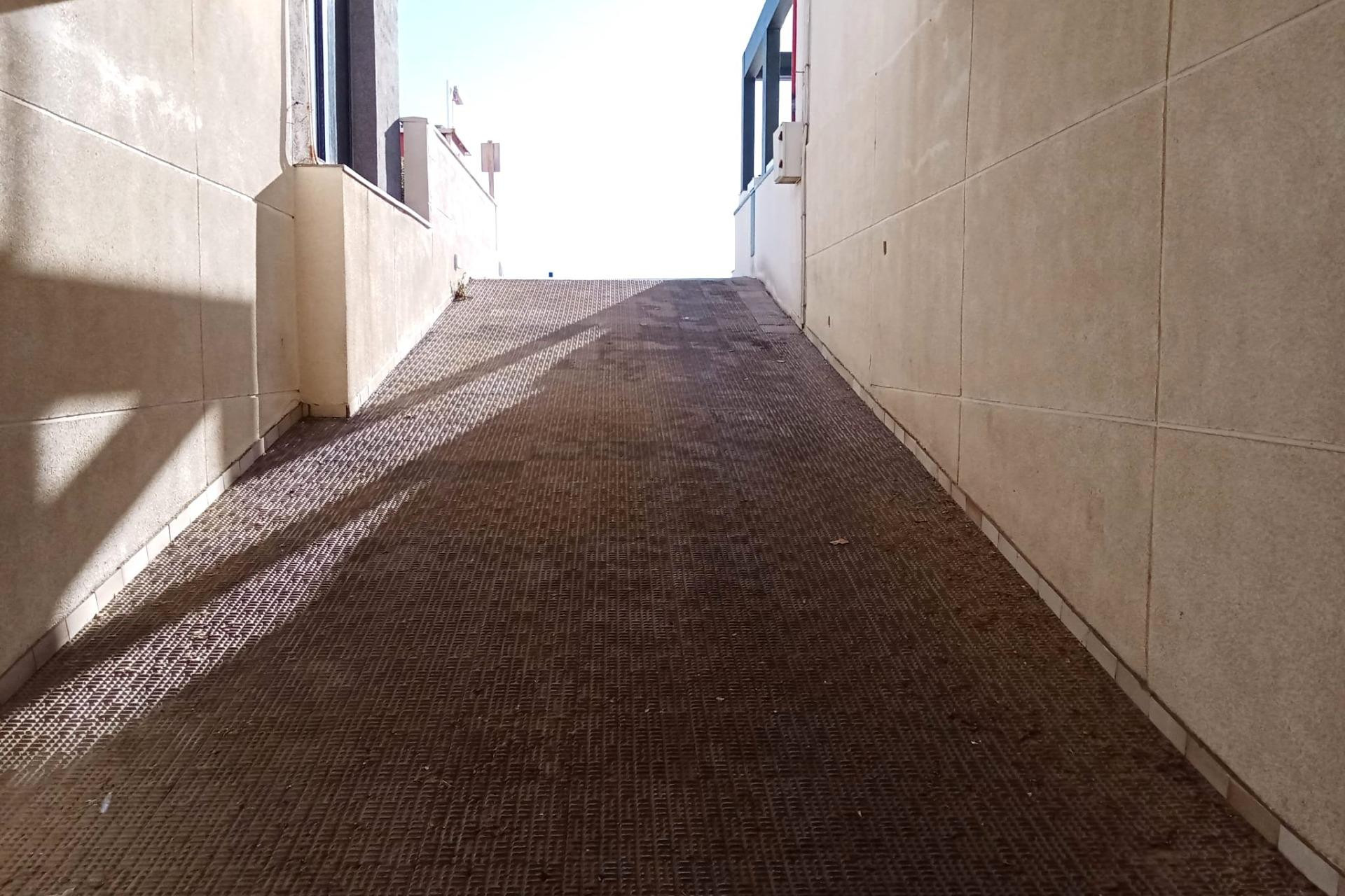 Revente - Penthouse -
Torrevieja - Playa De La Mata