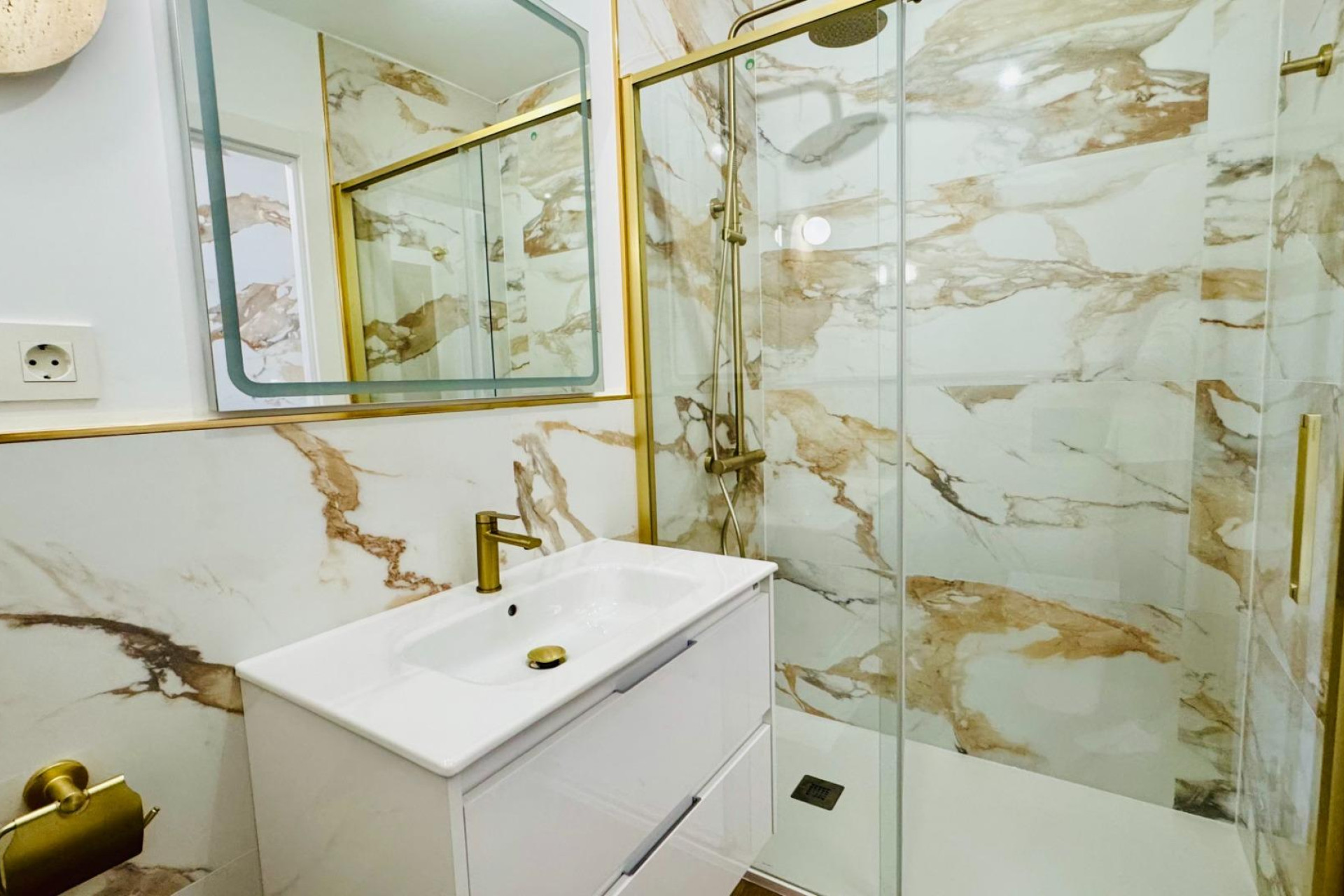 Revente - Penthouse -
Torrevieja - Punta Prima