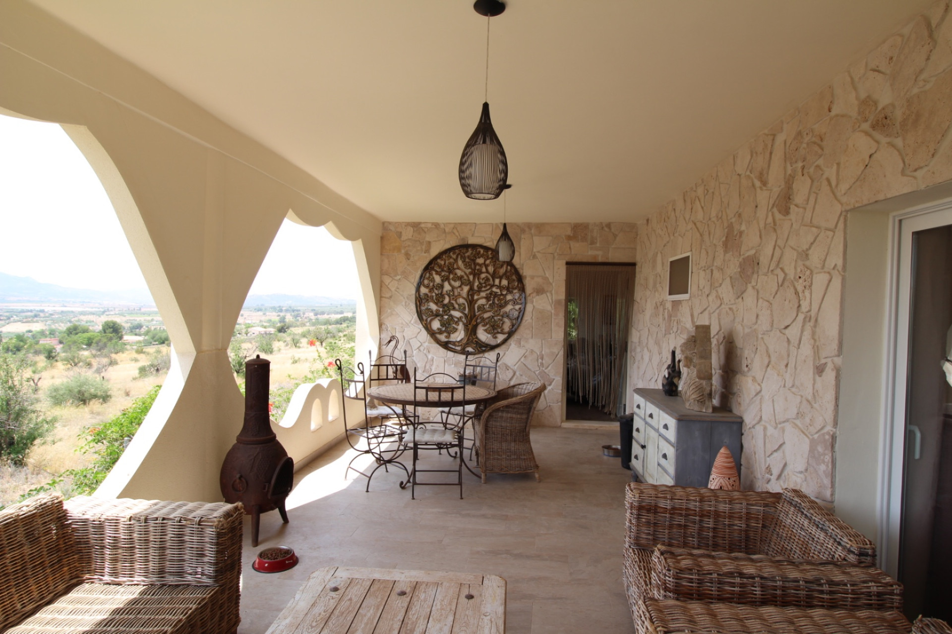 Revente - propriété équestre -
Hondón de las Nieves - HONDON DE LAS NIEVES