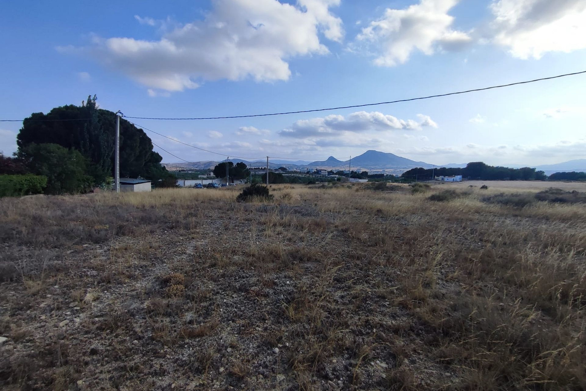 Revente - Terrain -
Sax