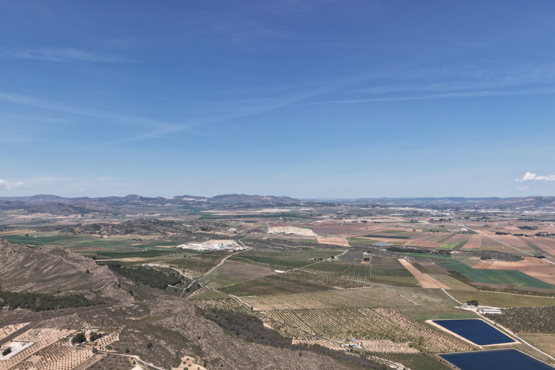 Revente - Terrain -
Yecla