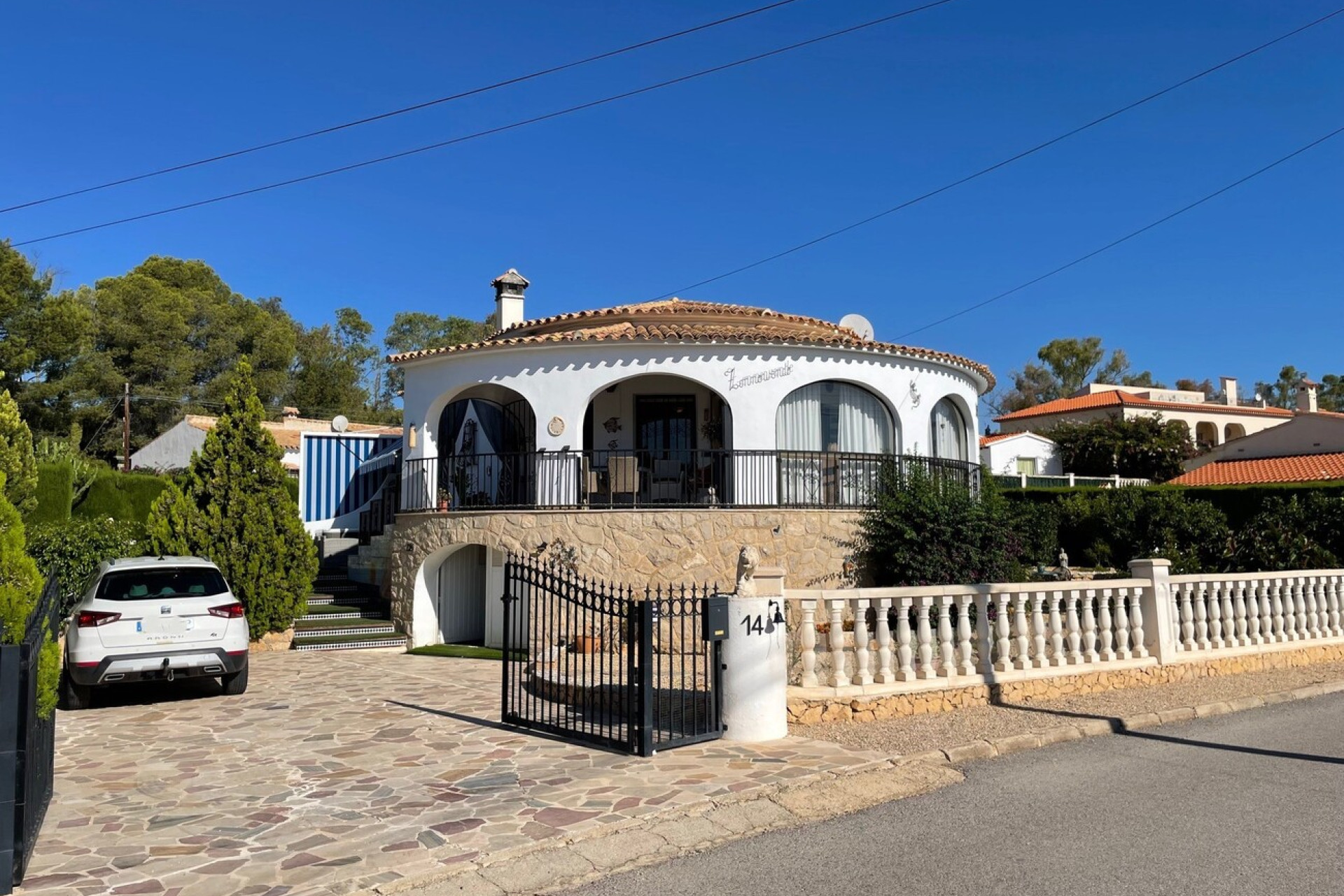 Revente - Villa -
Alfas del Pí - Costa Blanca