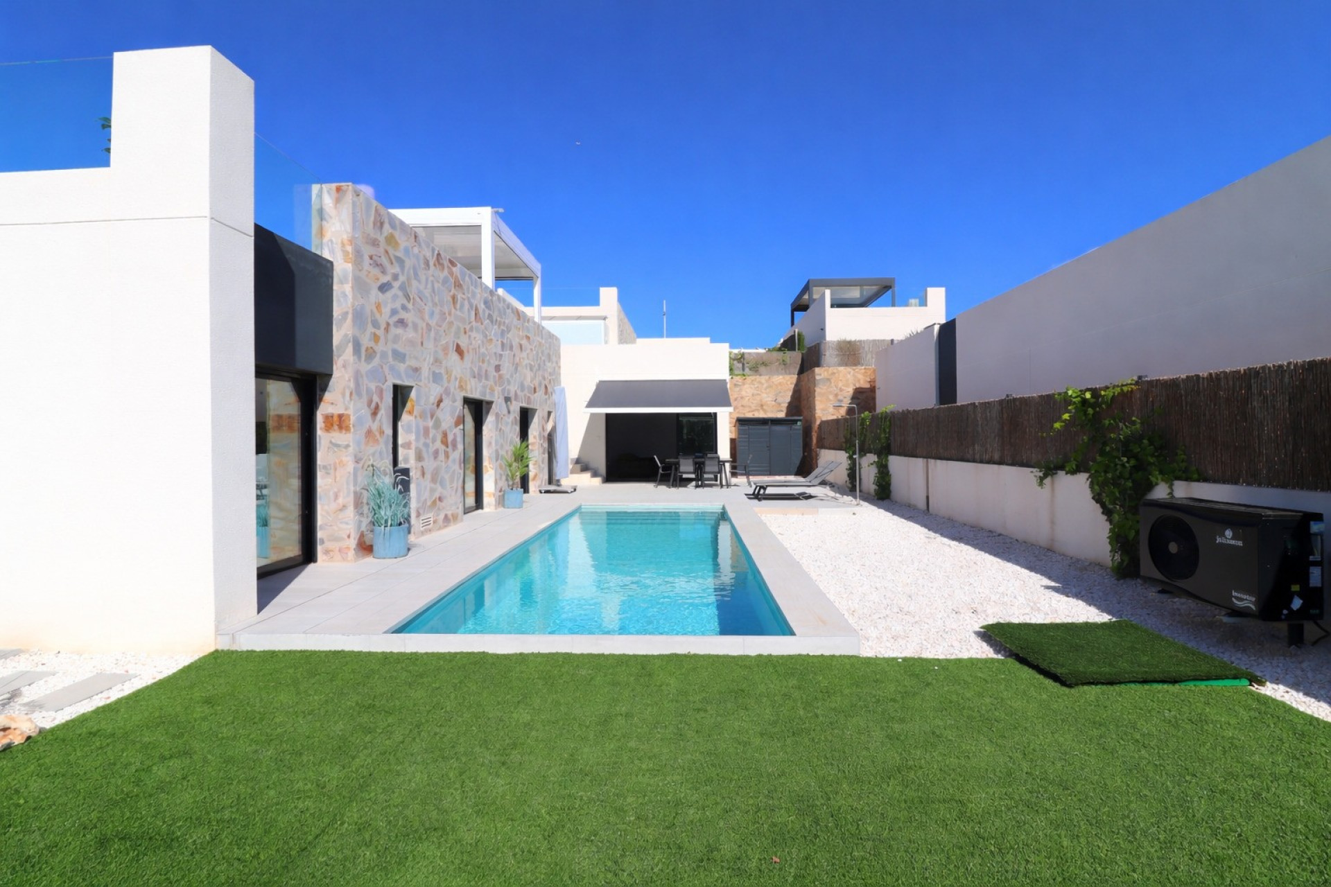 Revente - Villa -
Algorfa