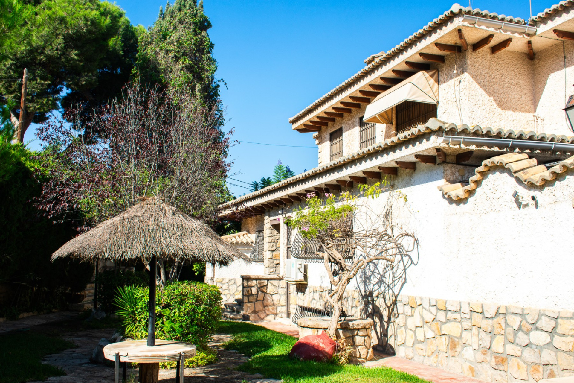 Revente - Villa -
Alicante - Albufereta