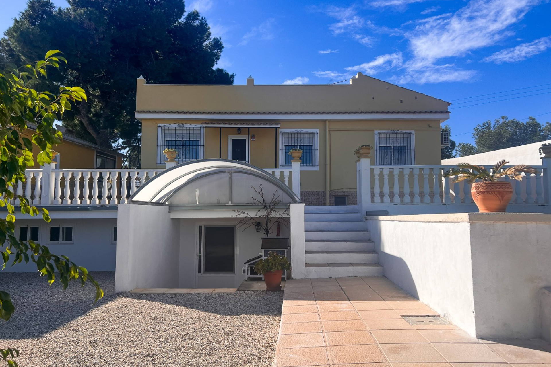 Revente - Villa -
Alicante - Moralet - Cañada del Fenollar