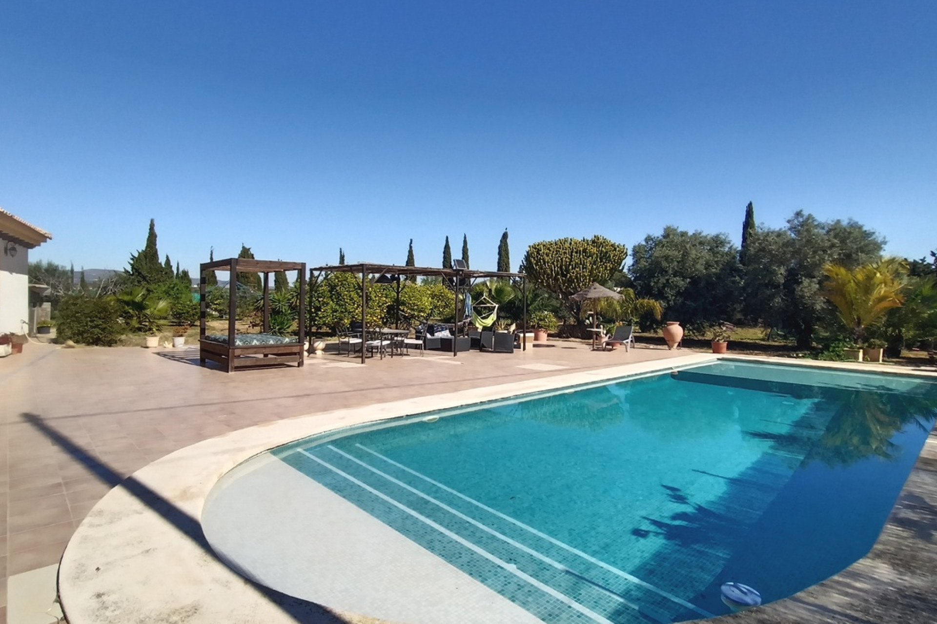 Revente - Villa -
Avileses - Inland