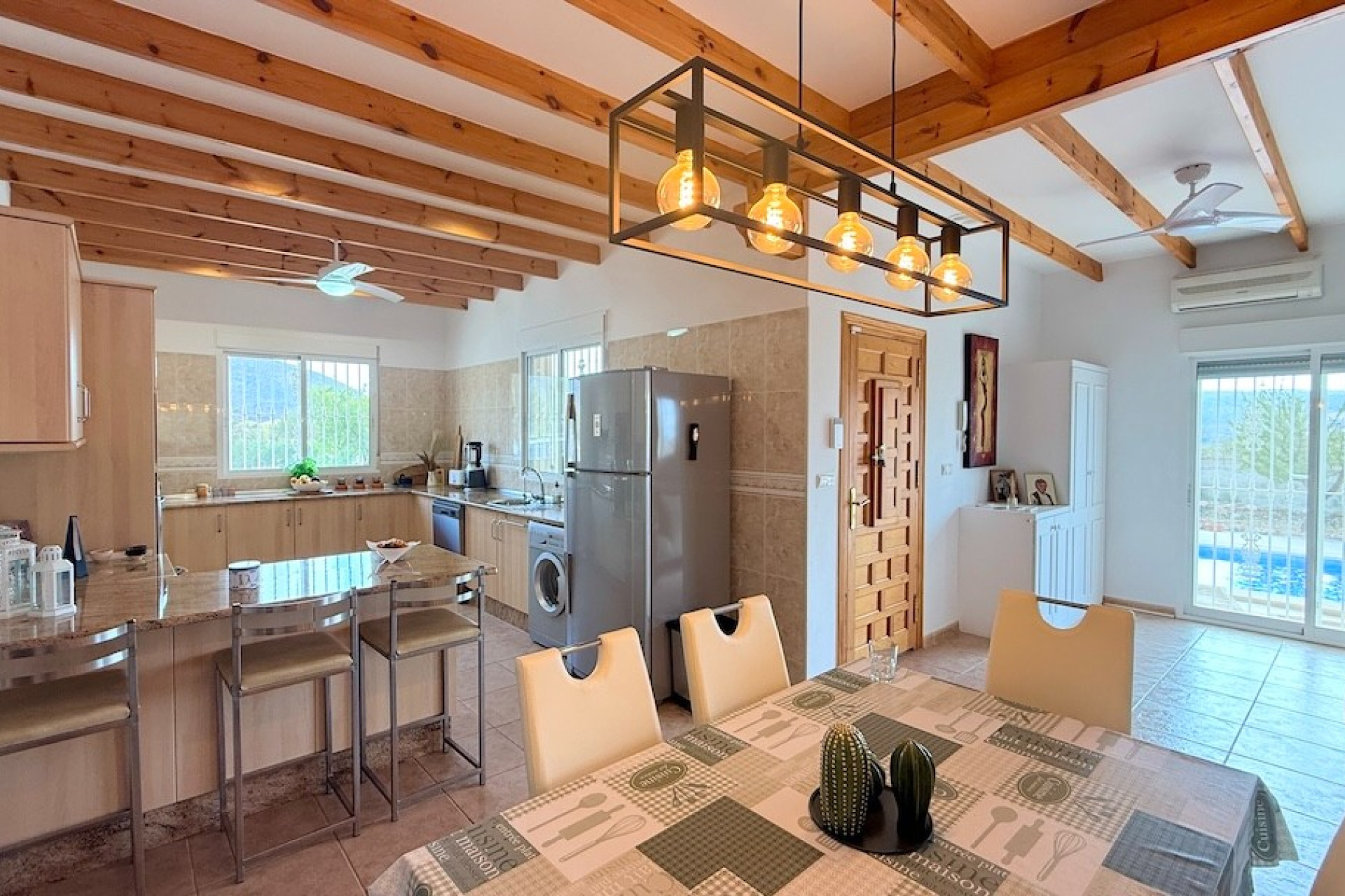 Revente - Villa -
BARBARROJA - Barbarroja