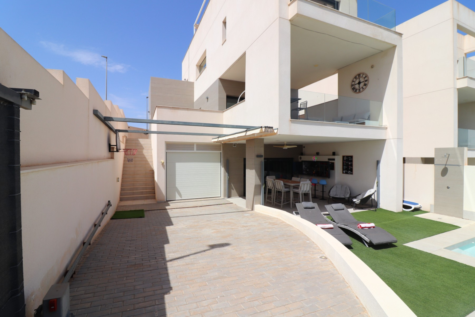 Revente - Villa -
Benijofar