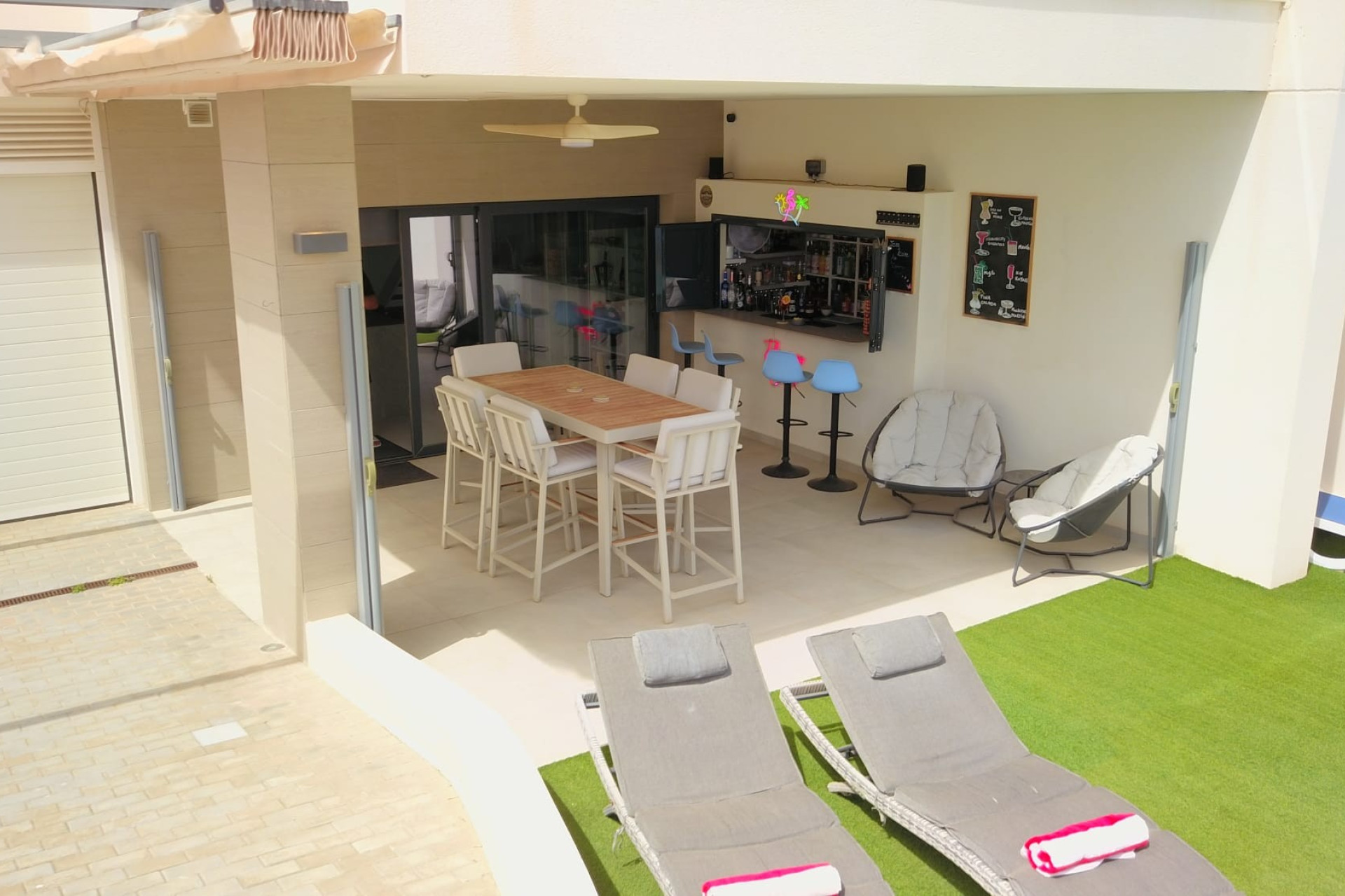 Revente - Villa -
Benijofar