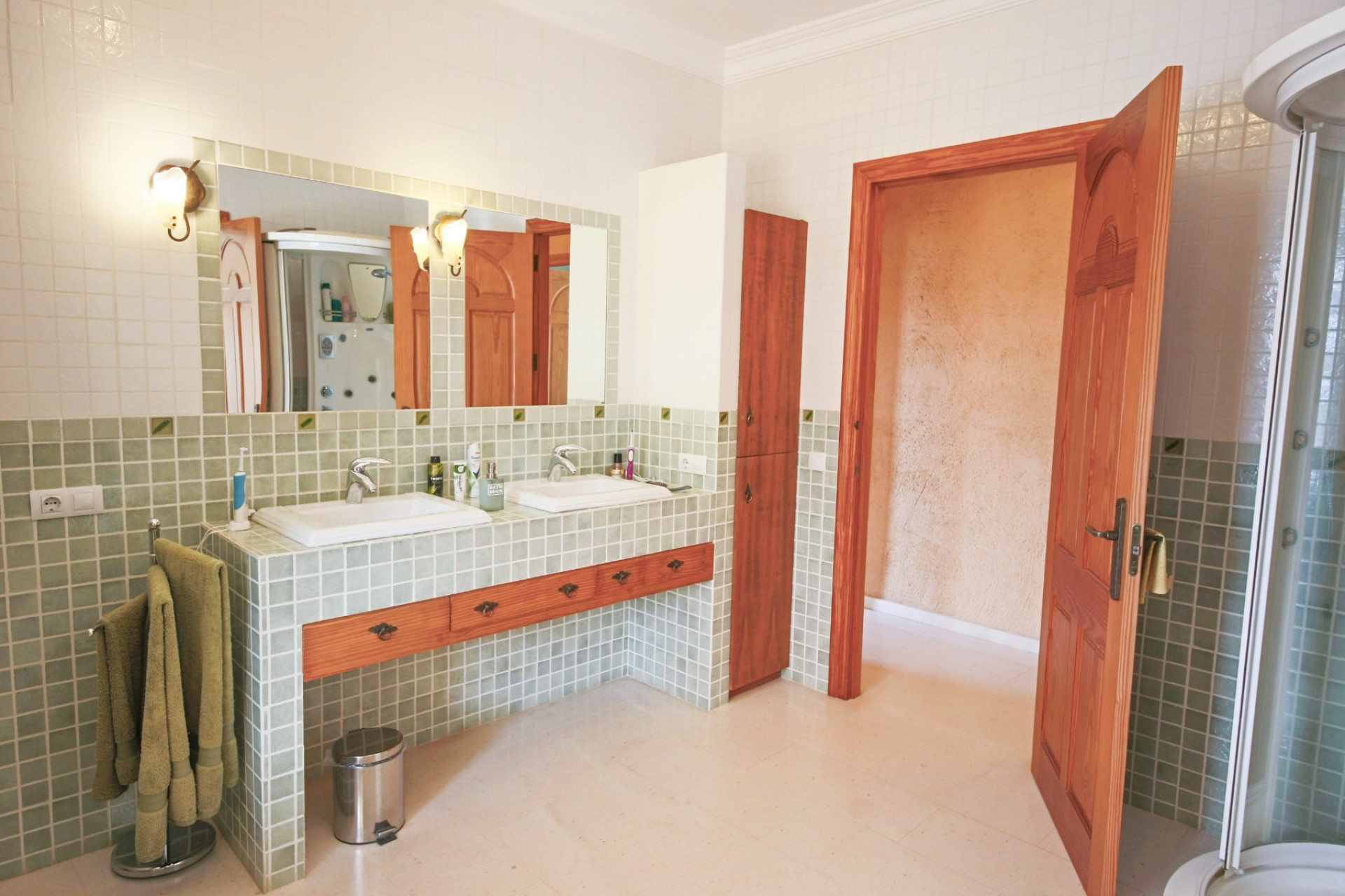 Revente - Villa -
Biar