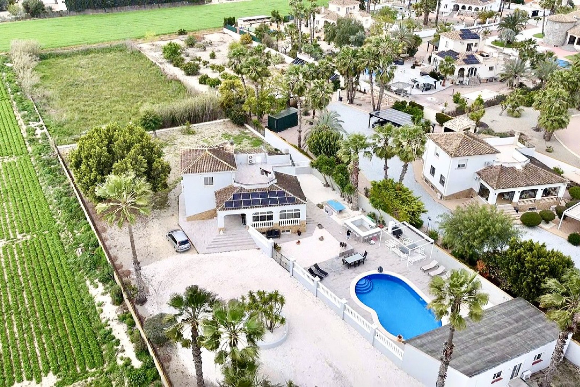 Revente - Villa -
Catral