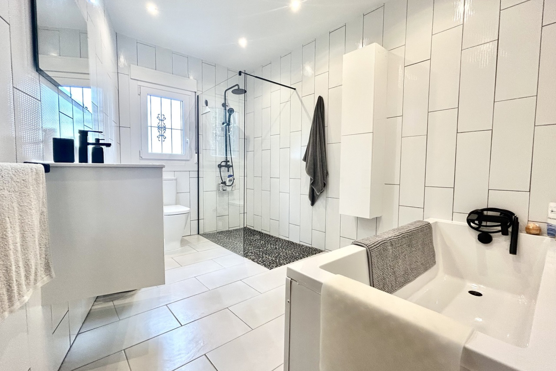Revente - Villa -
Catral