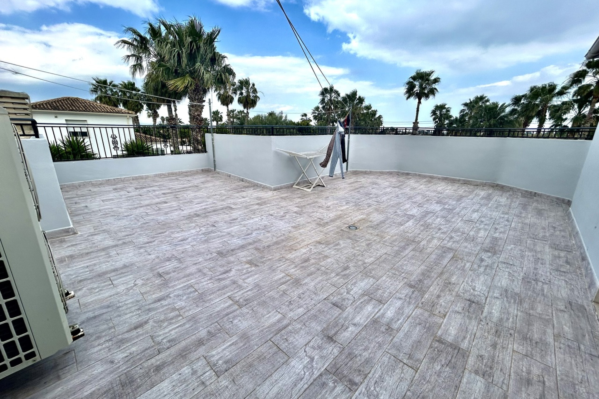 Revente - Villa -
Catral