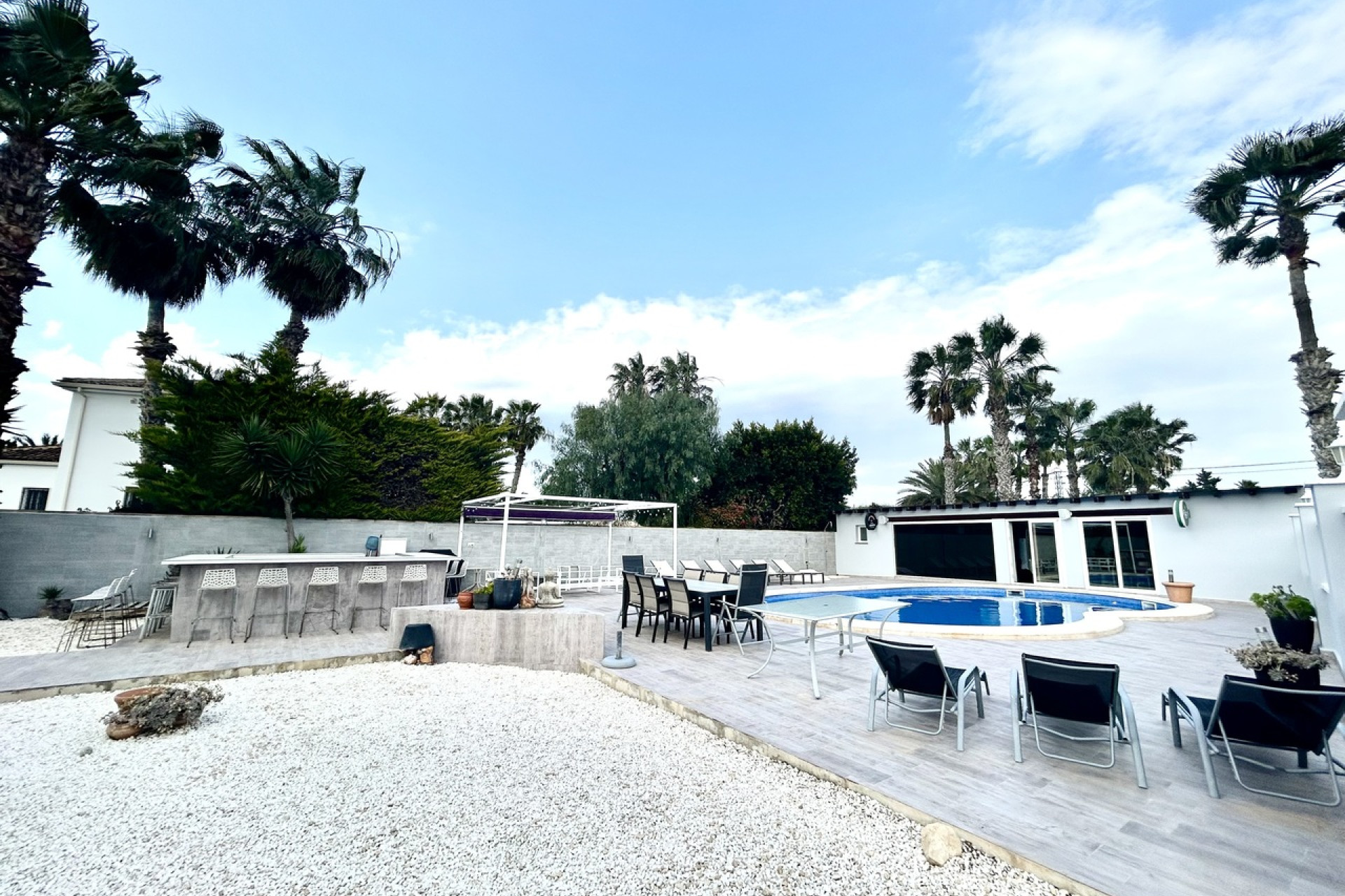 Revente - Villa -
Catral