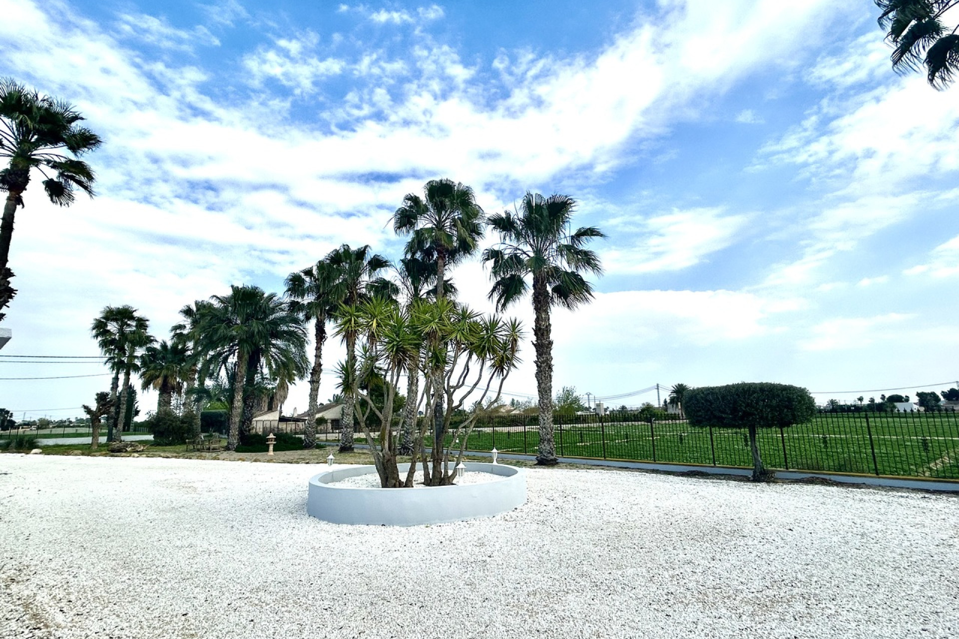 Revente - Villa -
Catral