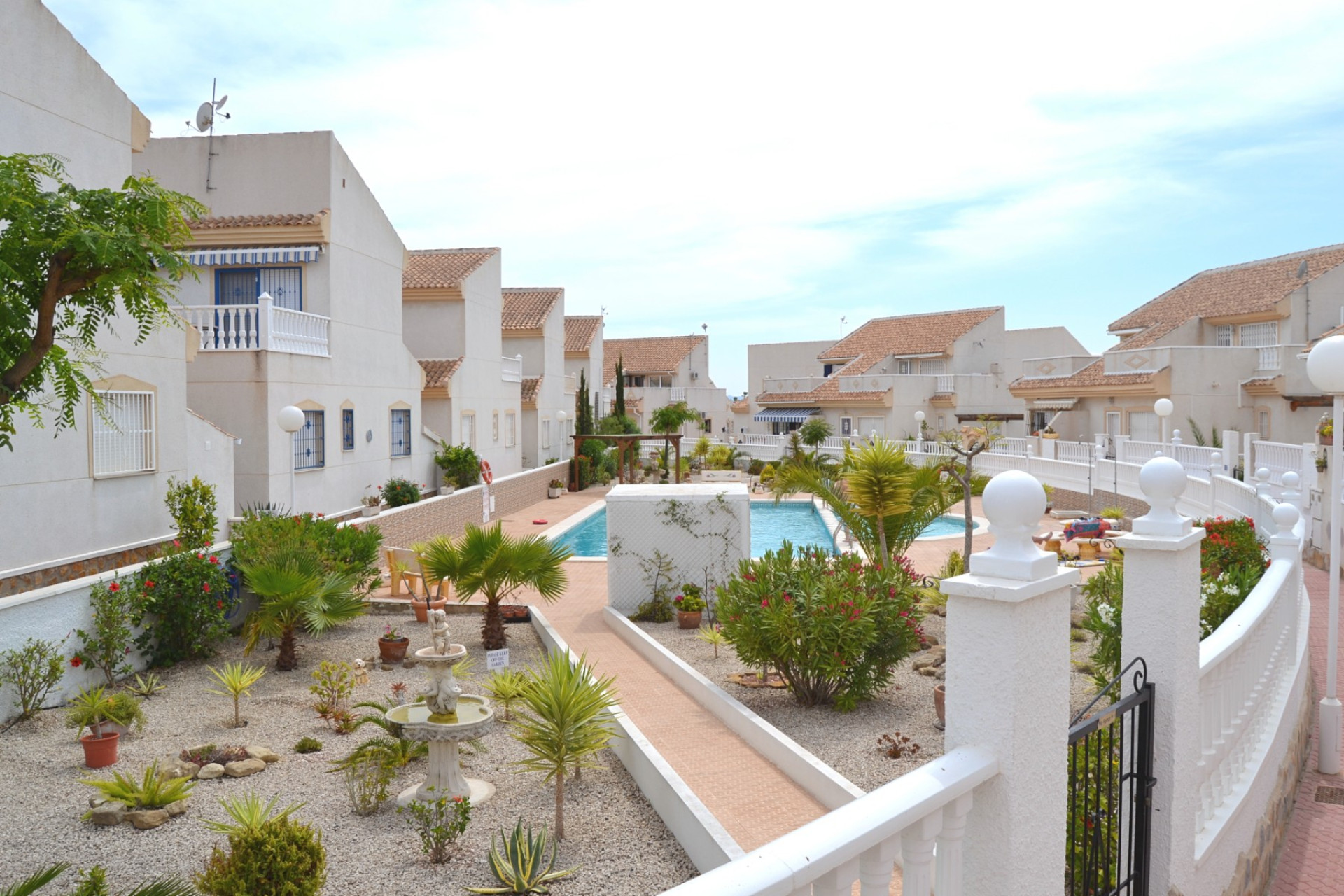 Revente - Villa -
Ciudad Quesada - Airstrip