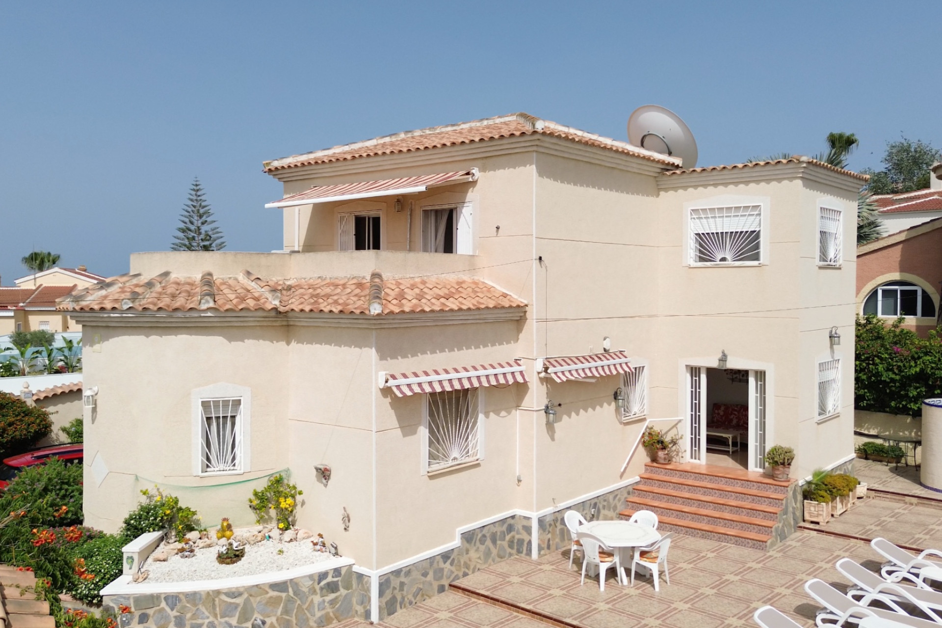Revente - Villa -
Ciudad Quesada - Campo De Golf La Marquesa