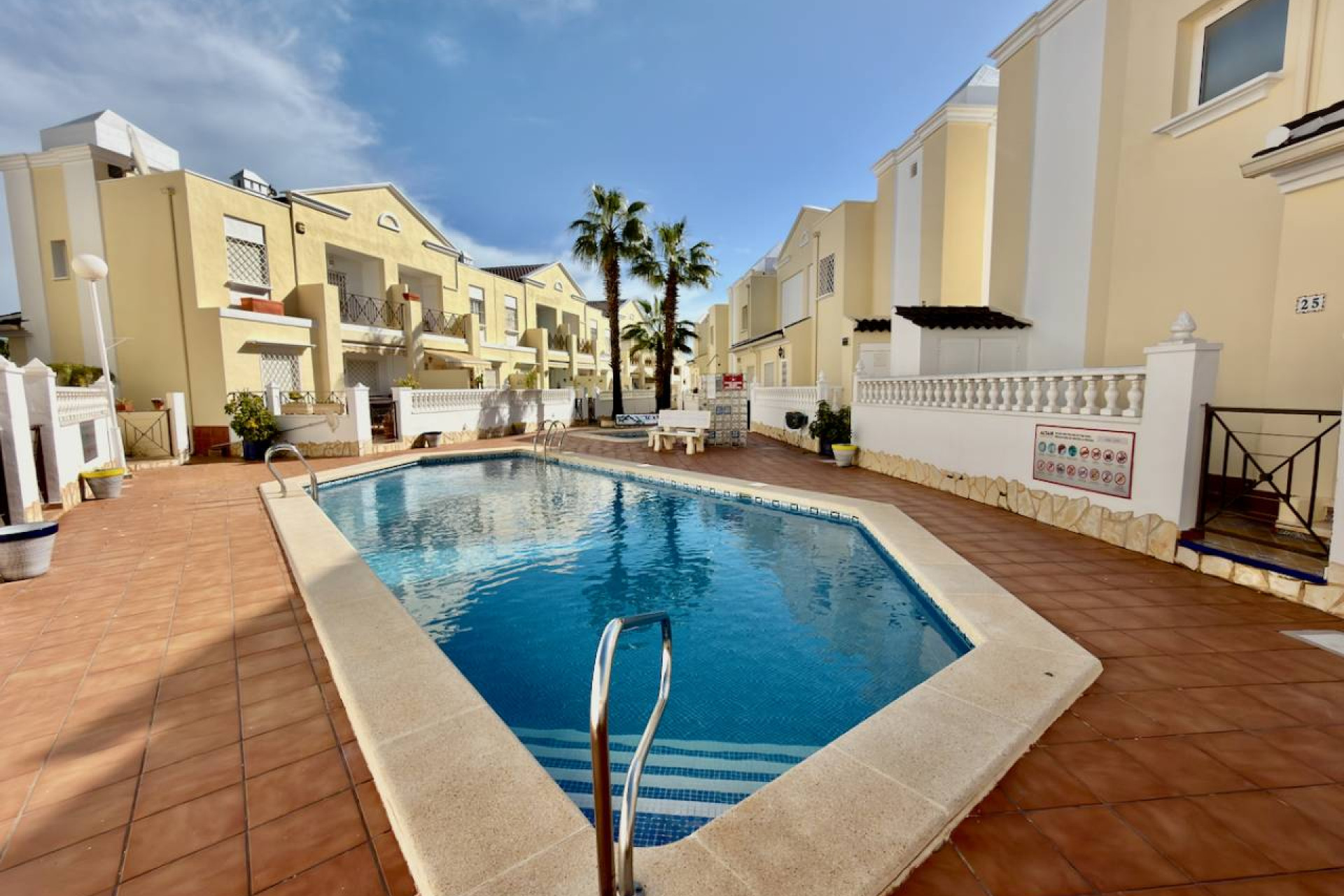 Revente - Villa -
Ciudad Quesada - Doña Pepa