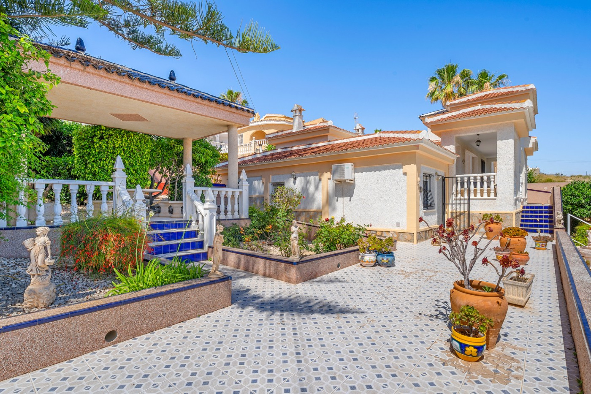 Revente - Villa -
Ciudad Quesada - La Marquesa Golf