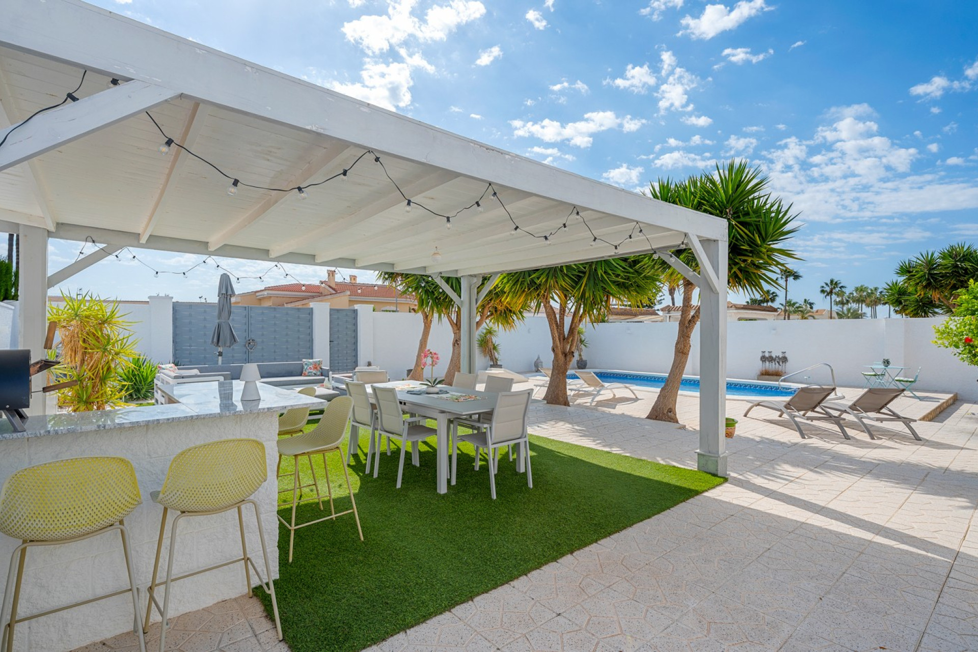 Revente - Villa -
Ciudad Quesada - Pueblo Bravo