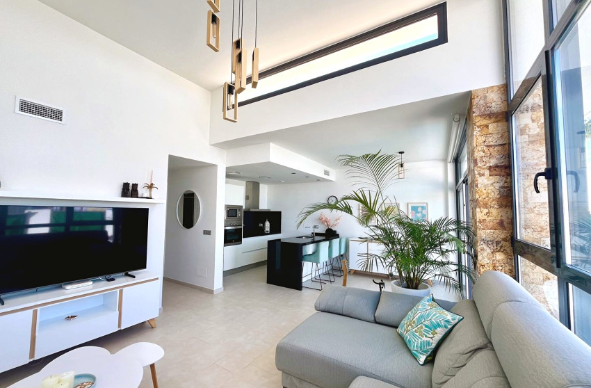 Revente - Villa -
Ciudad Quesada - Pueblo Bravo
