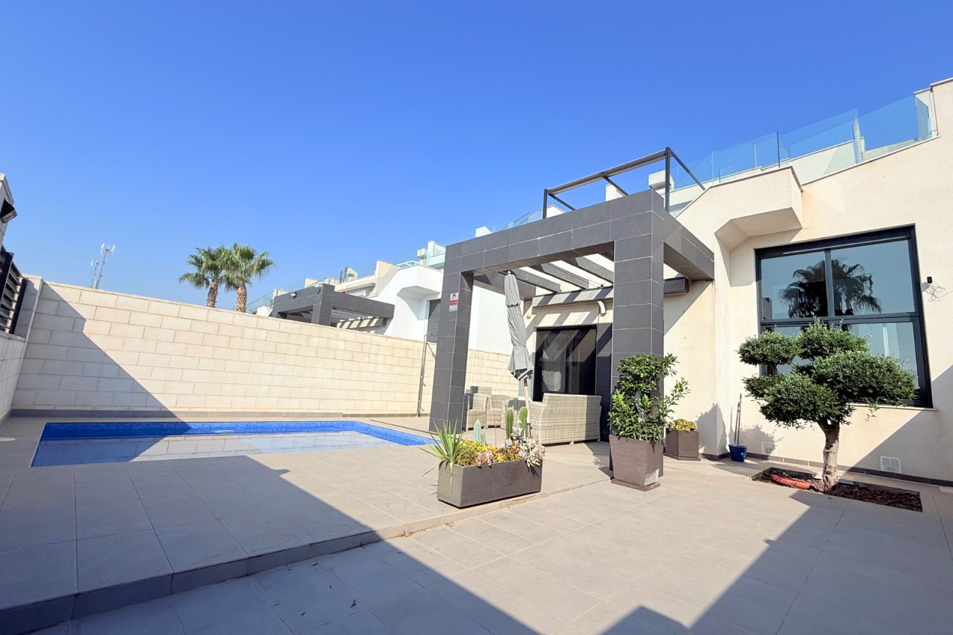 Revente - Villa -
Ciudad Quesada - Pueblo Bravo