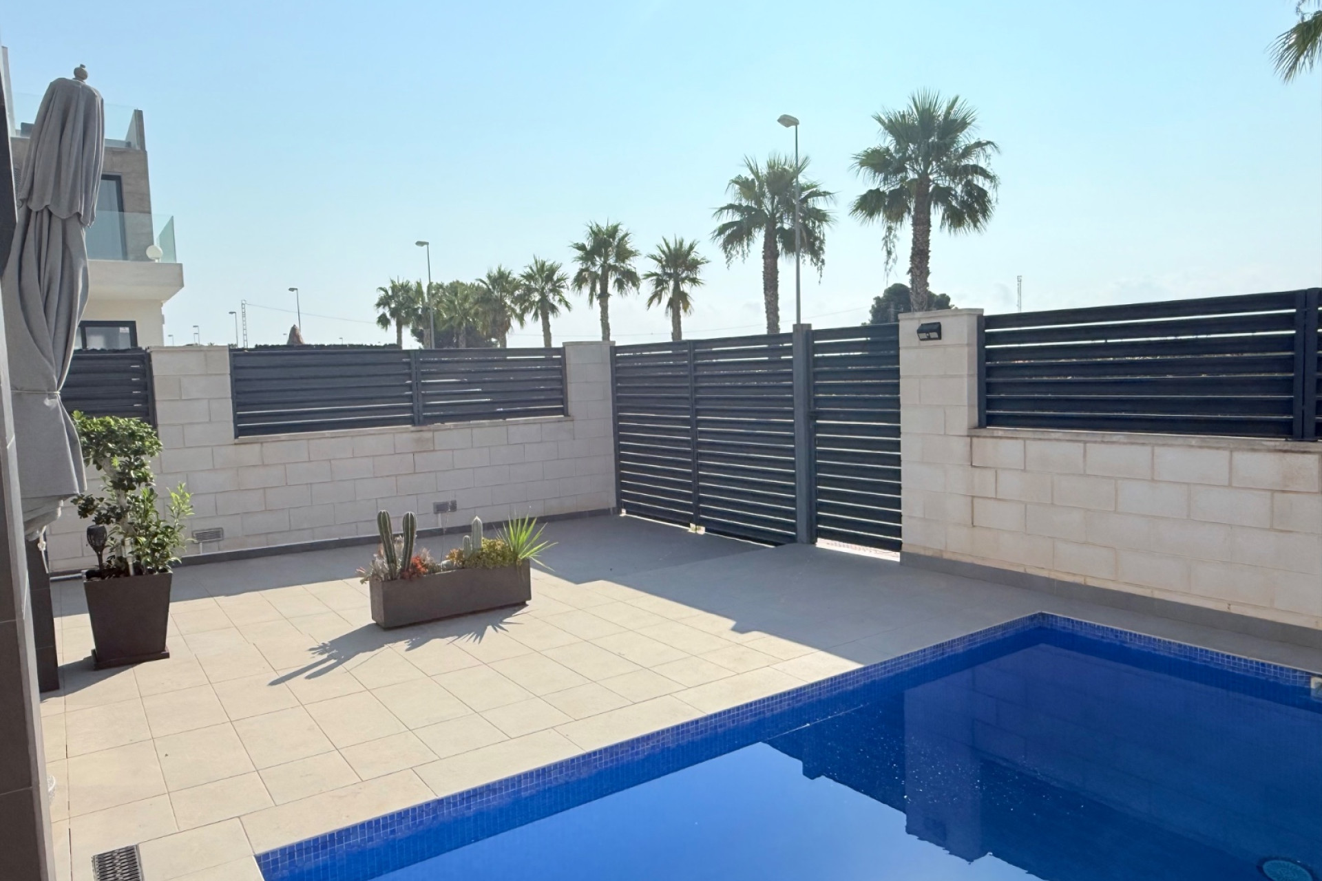 Revente - Villa -
Ciudad Quesada - Pueblo Bravo
