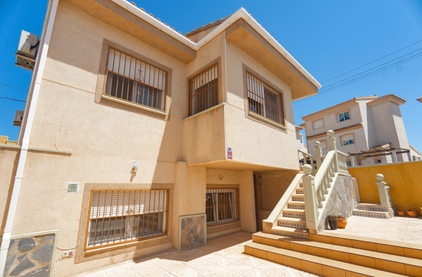 Revente - Villa -
Ciudad Quesada