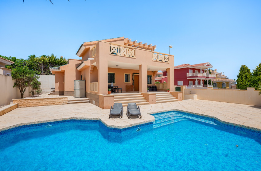 Revente - Villa -
Ciudad Quesada