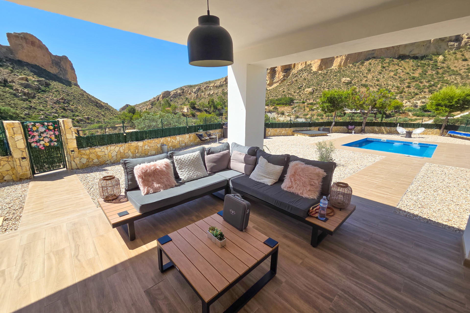 Revente - Villa -
Crevillente - Inland