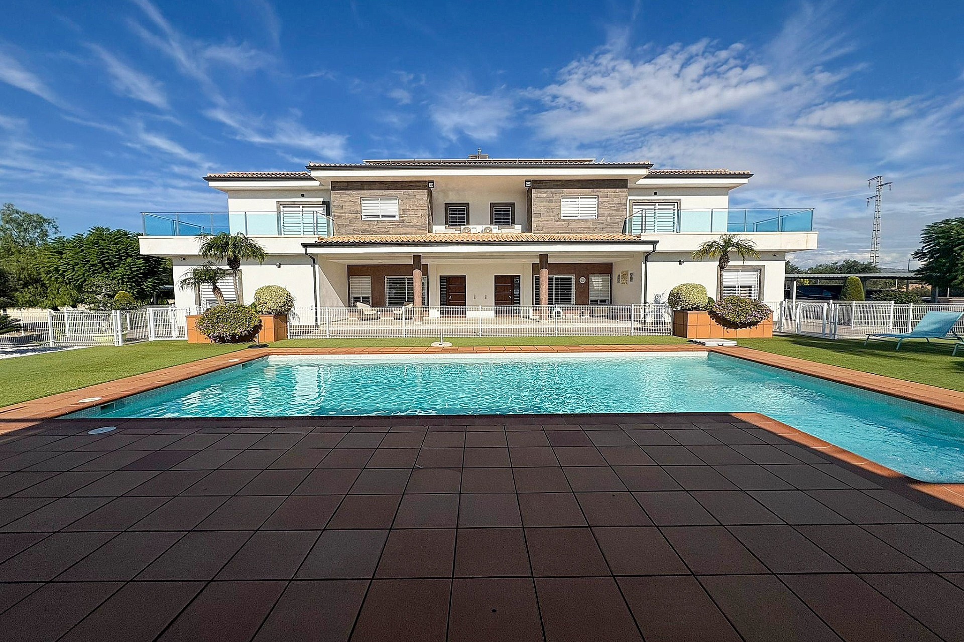 Revente - Villa -
Crevillente