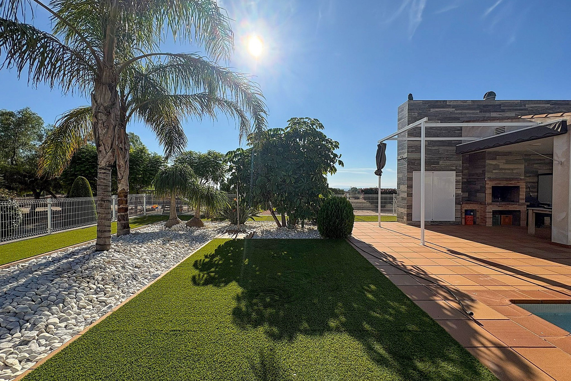 Revente - Villa -
Crevillente