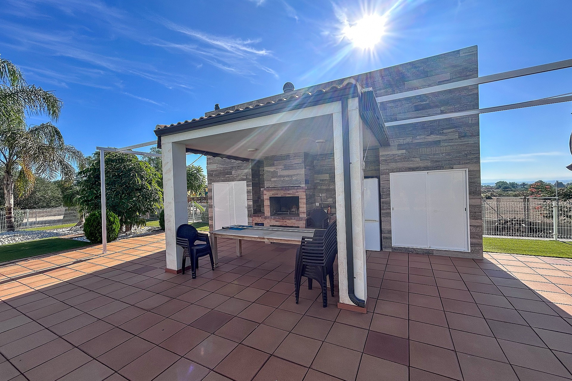 Revente - Villa -
Crevillente