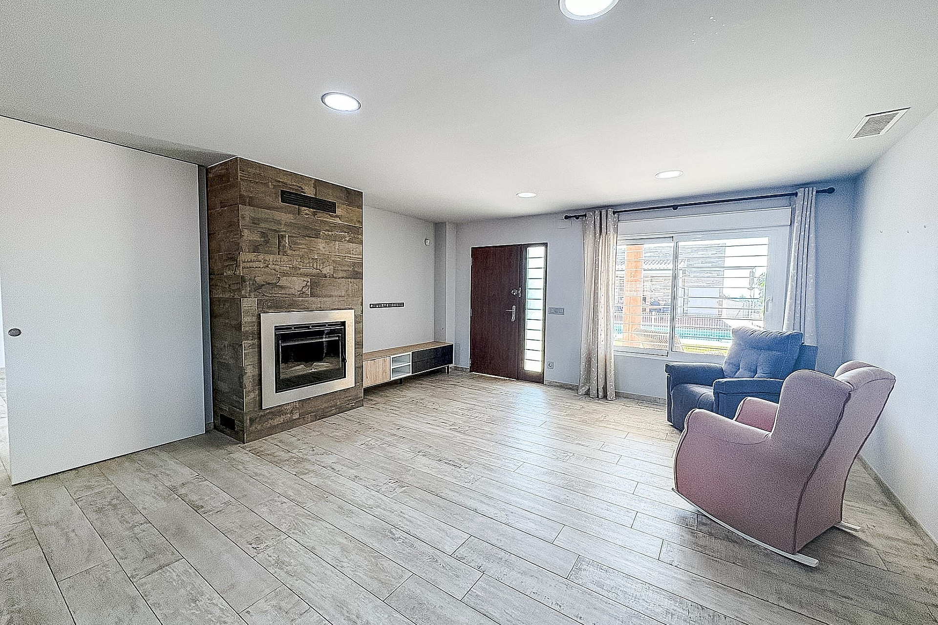 Revente - Villa -
Crevillente