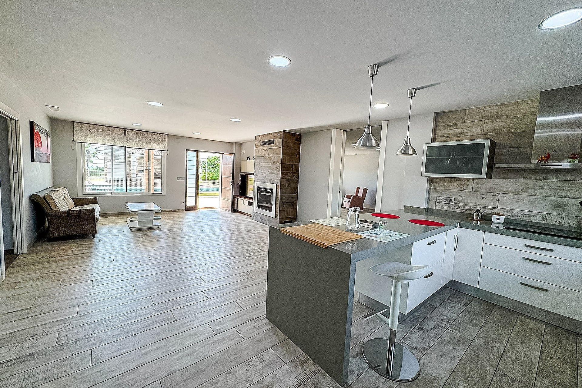 Revente - Villa -
Crevillente