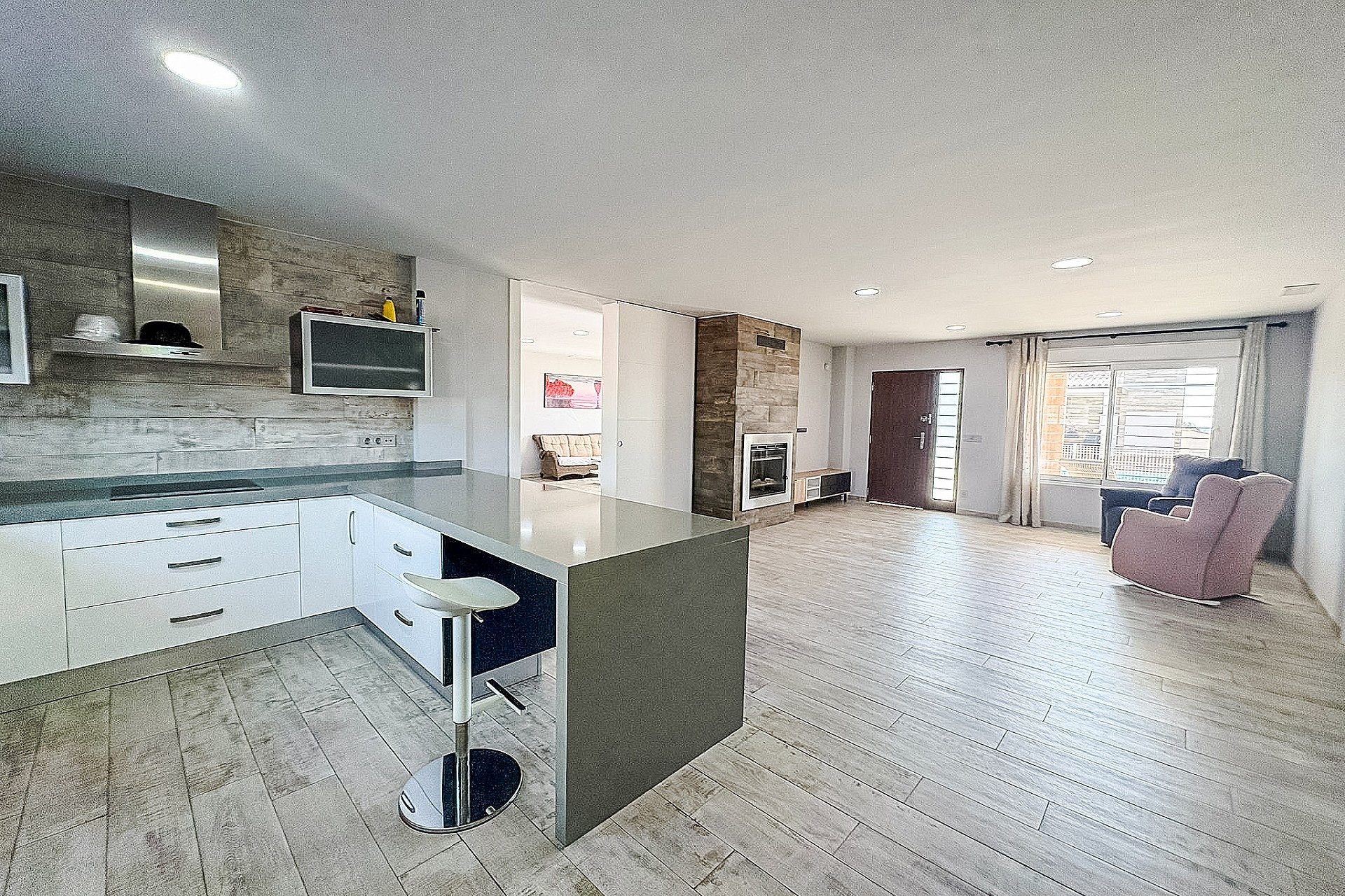 Revente - Villa -
Crevillente