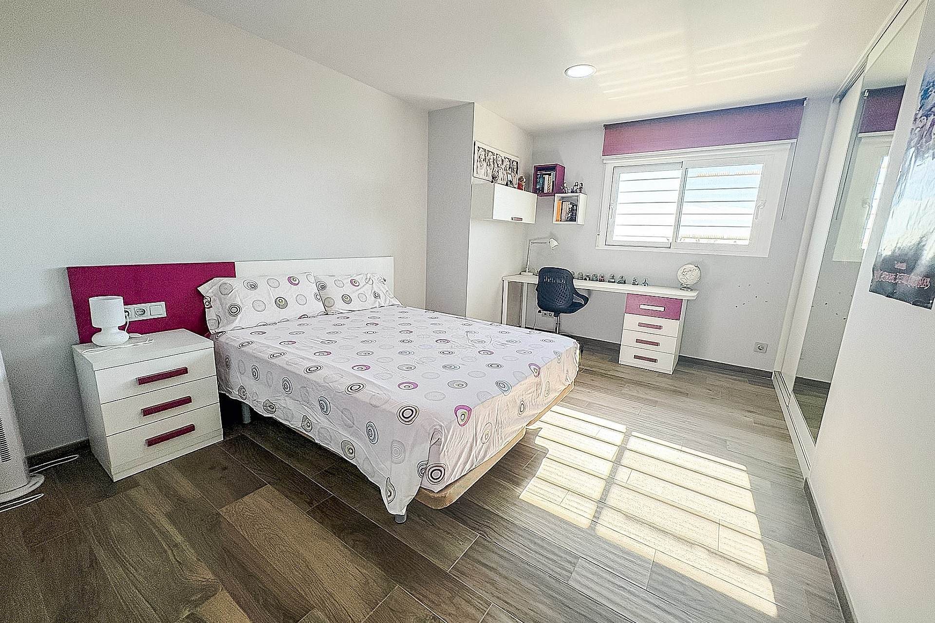 Revente - Villa -
Crevillente