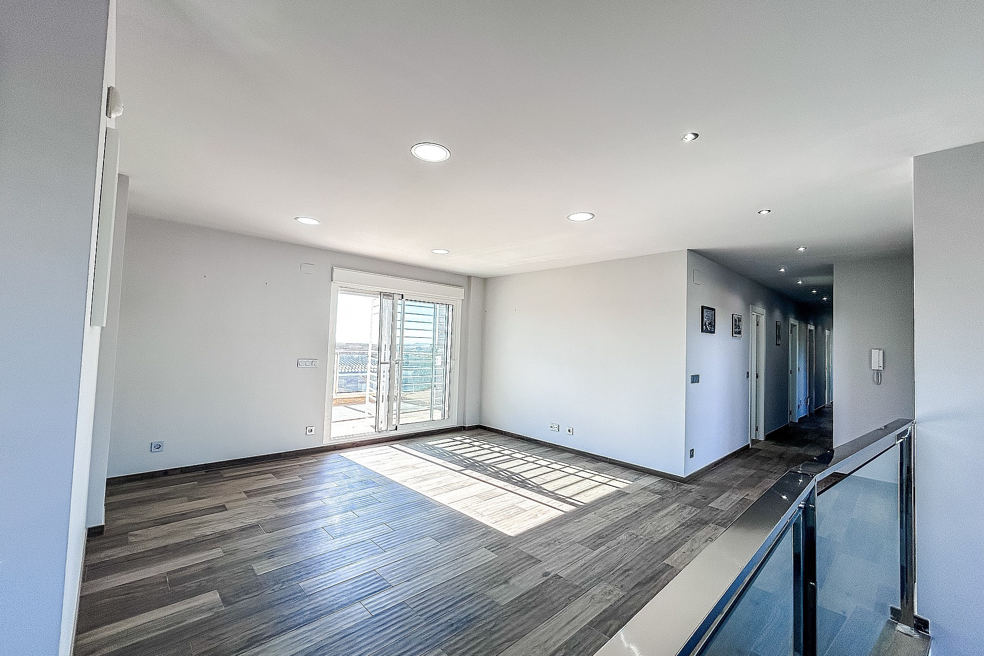 Revente - Villa -
Crevillente