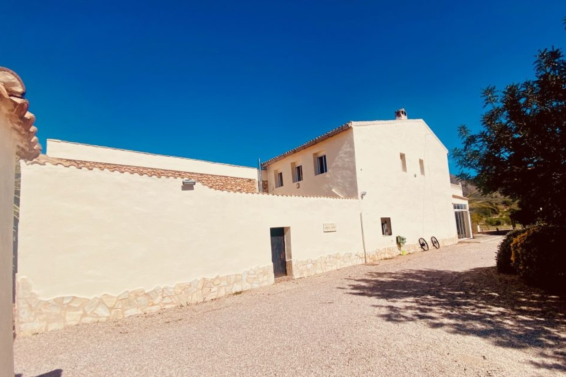Revente - Villa -
El Canton