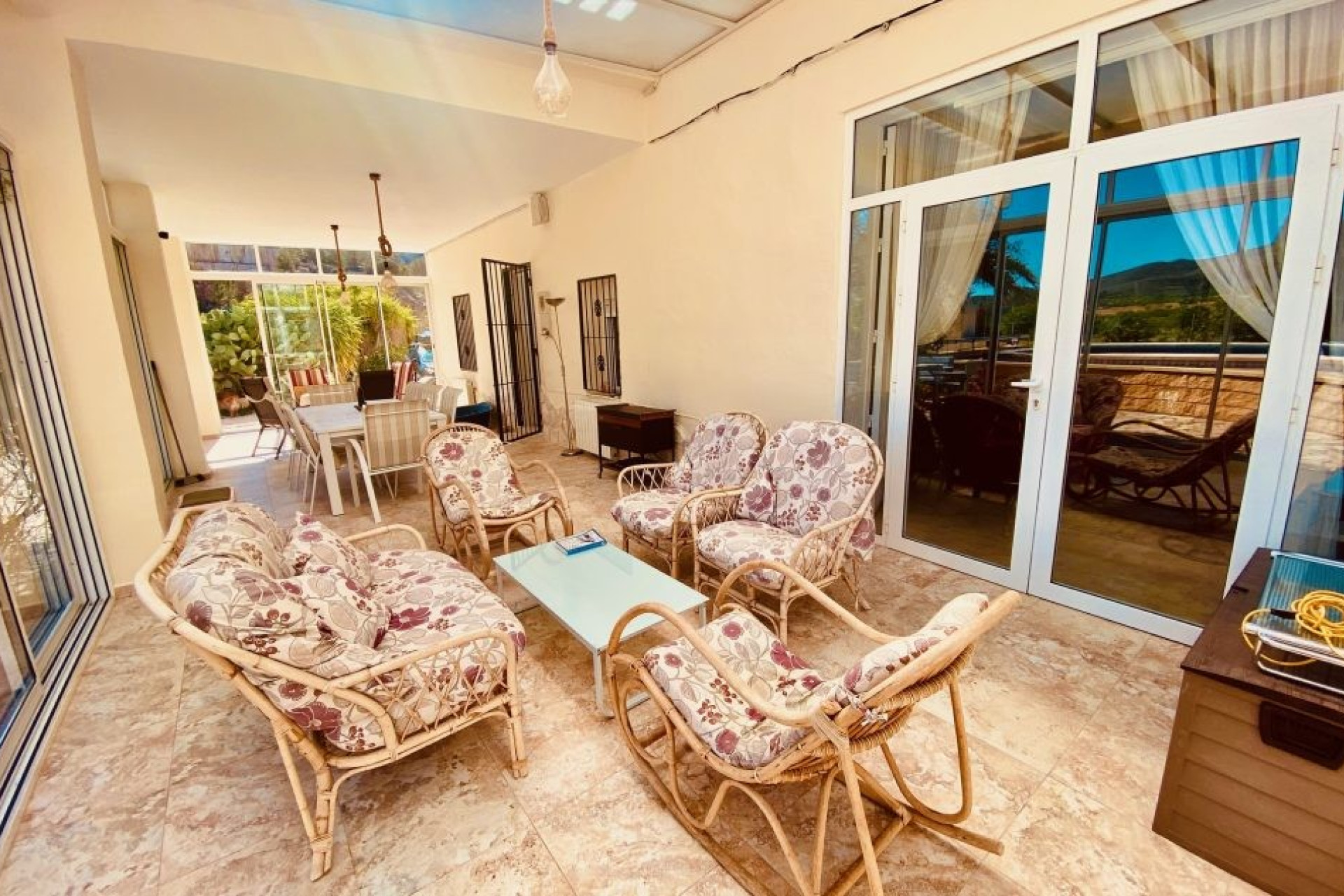 Revente - Villa -
El Canton