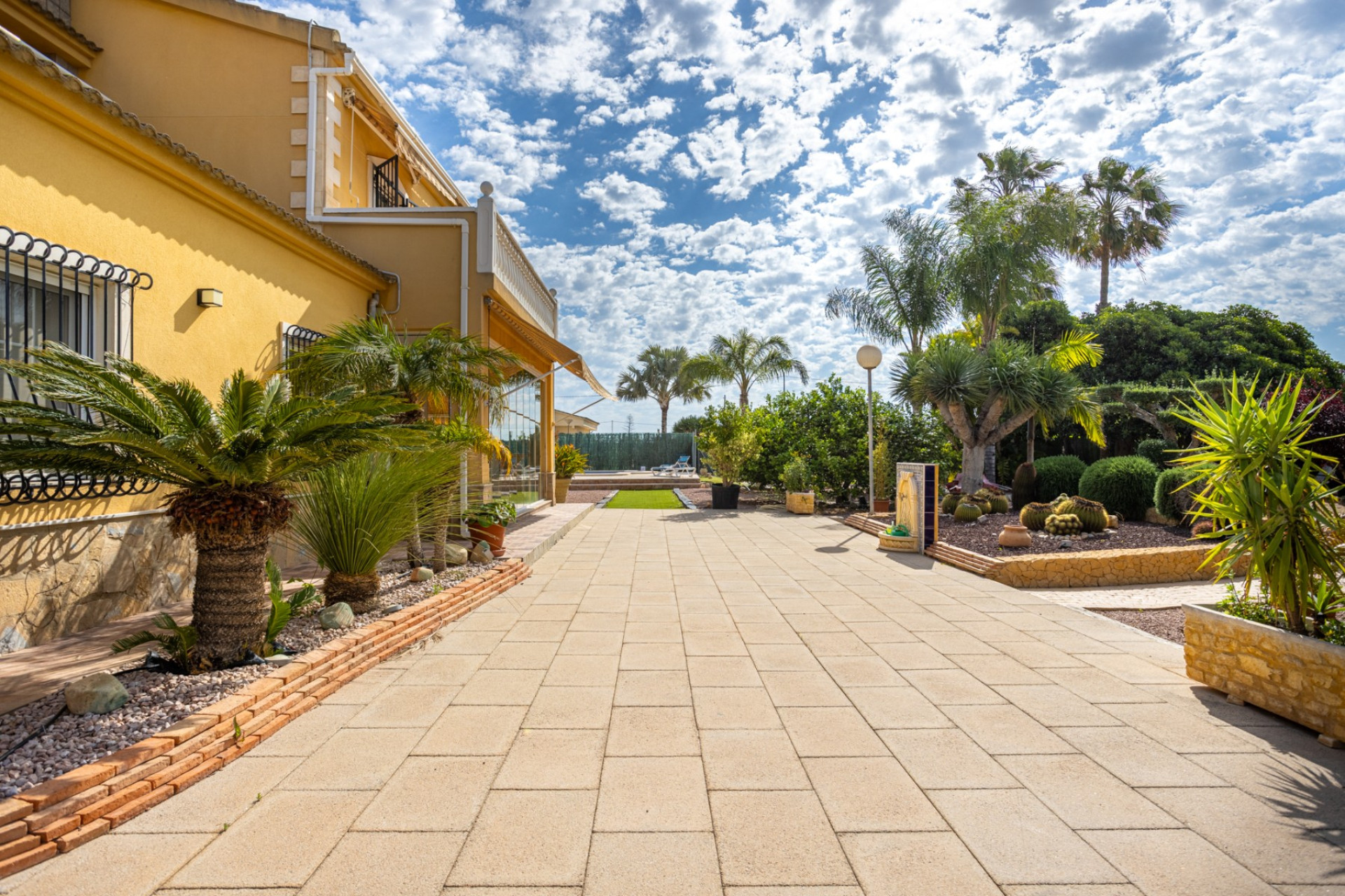 Revente - Villa -
Elche - Costa Blanca