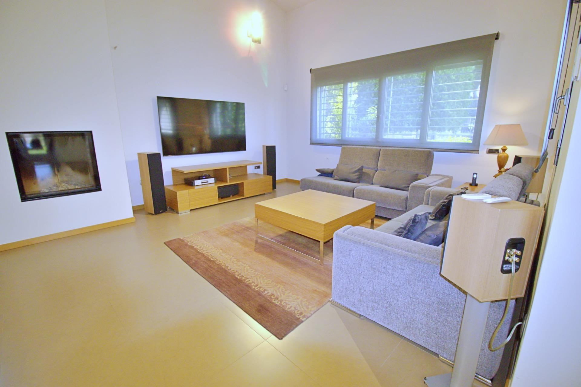 Revente - Villa -
Elche - Peña las Águilas