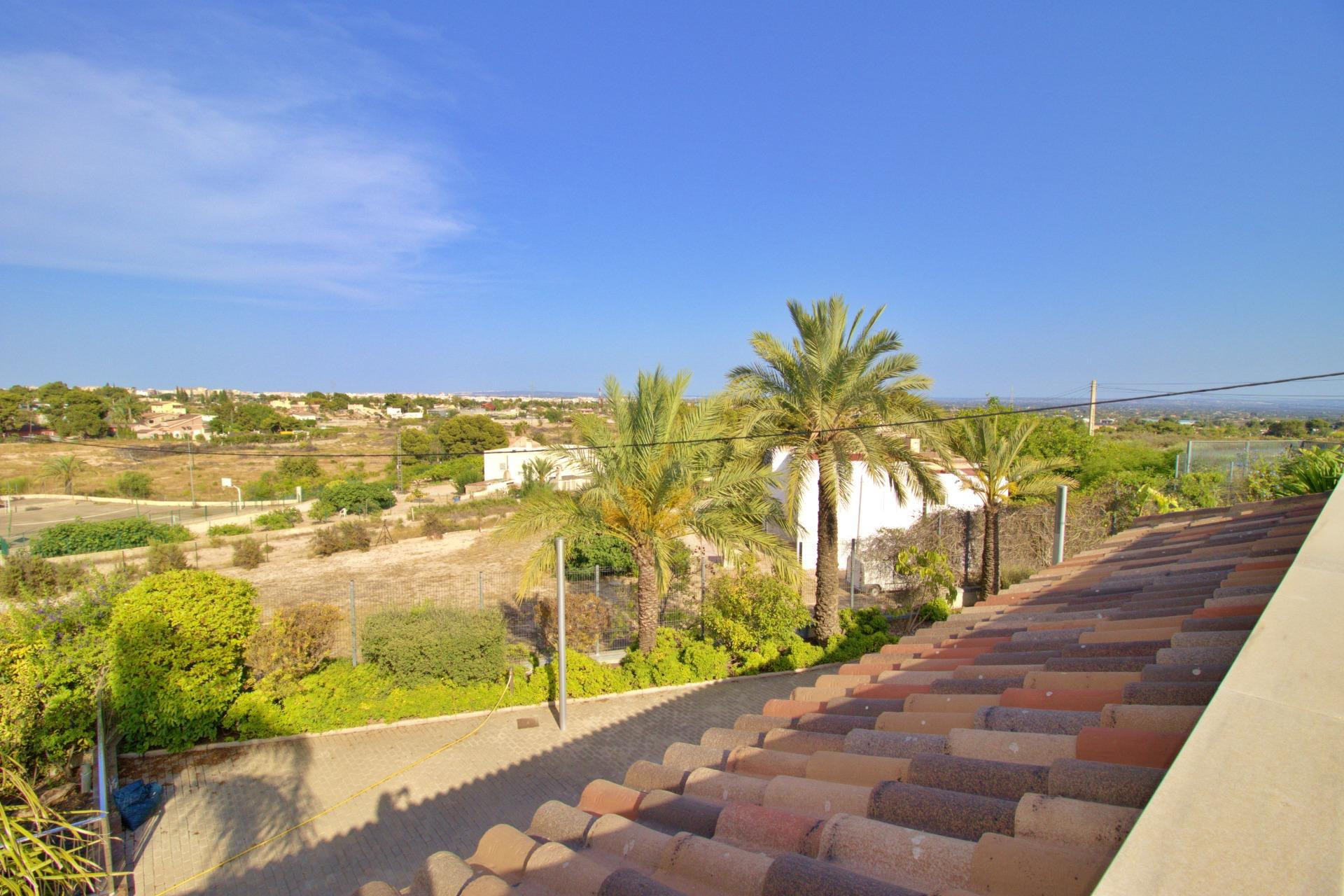 Revente - Villa -
Elche - Peña las Águilas