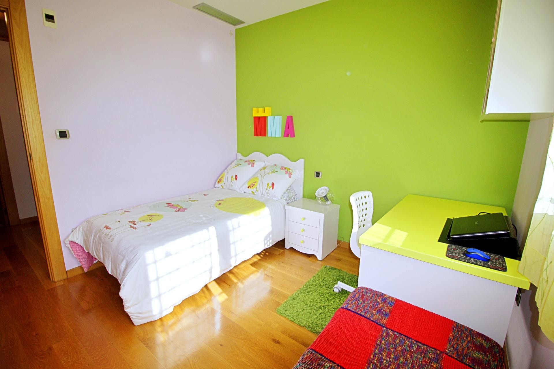 Revente - Villa -
Elche - Peña las Águilas