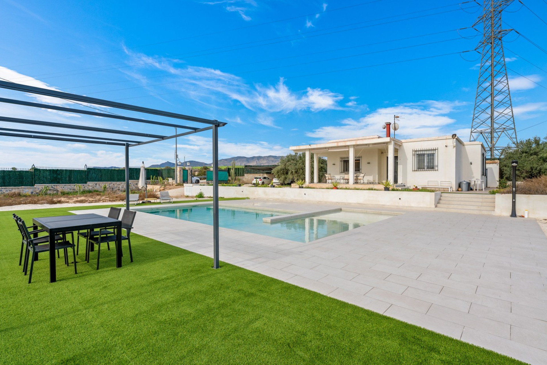 Revente - Villa -
Elche